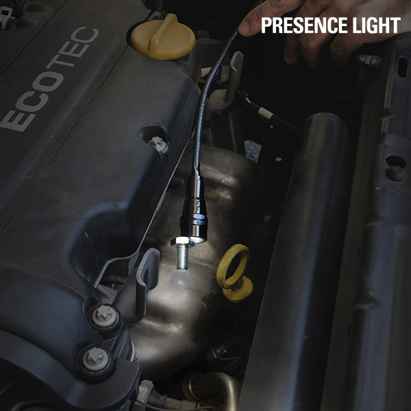 Presence Light Magnetisk dobbeltfleksibel LED-lommelygte