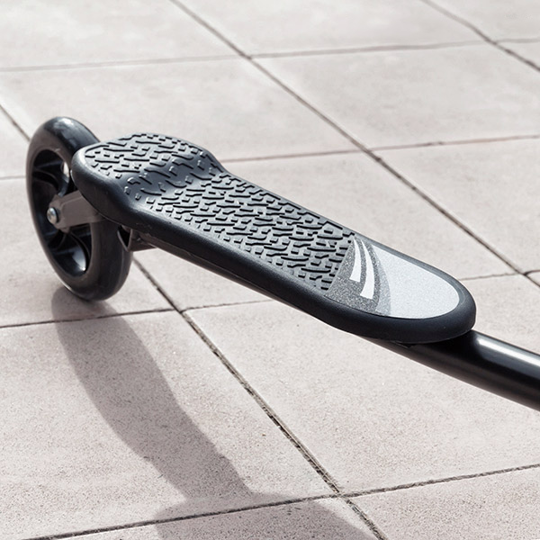 Speedy trehjulet scooter