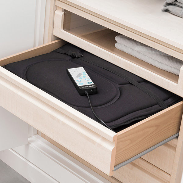 Hele-krops måtter med massage 14W sort