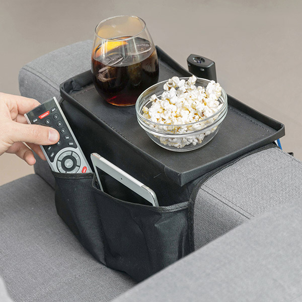 Praktisk fjernbetjeningsorganisator med sofabakke